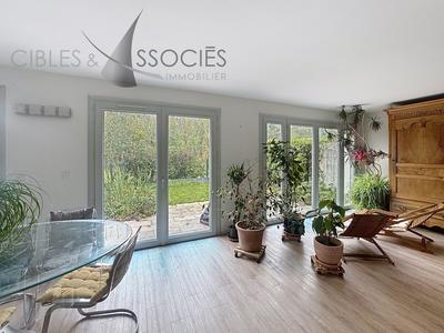 Maison contemporaine - 200 m² - 6 pièces