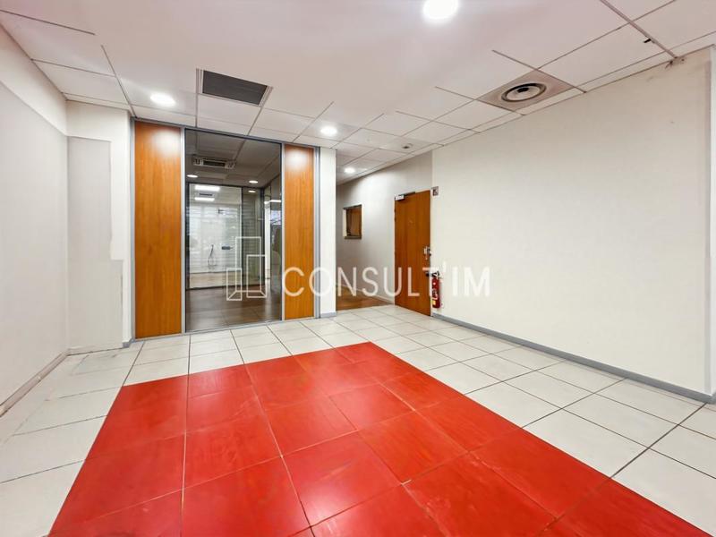 Local commercial - 200 m²