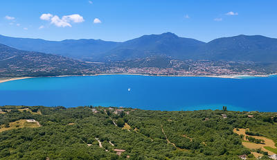 Villa - 211 m² - 8 pièces