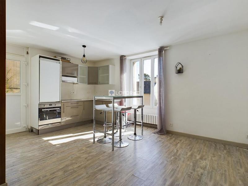 Appartement - 103 m² - 6 pièces