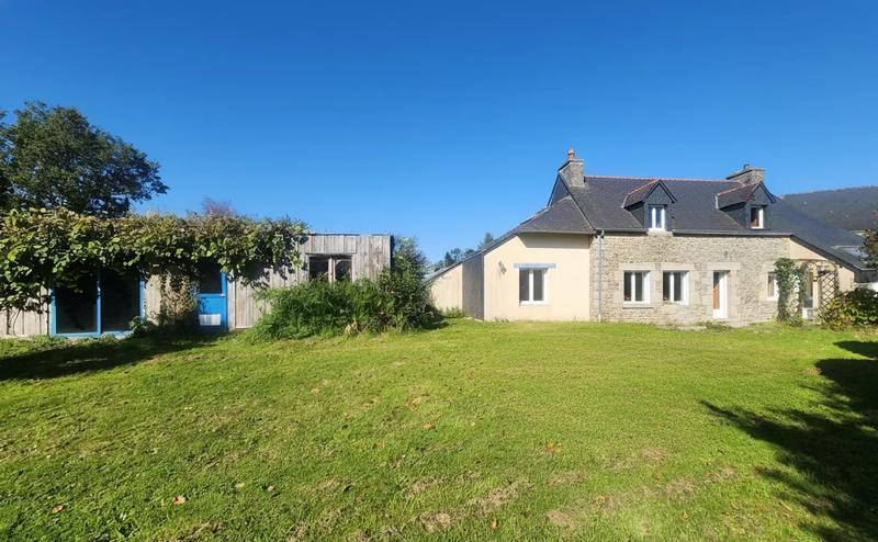 Maison - 104 m² - 4 pièces