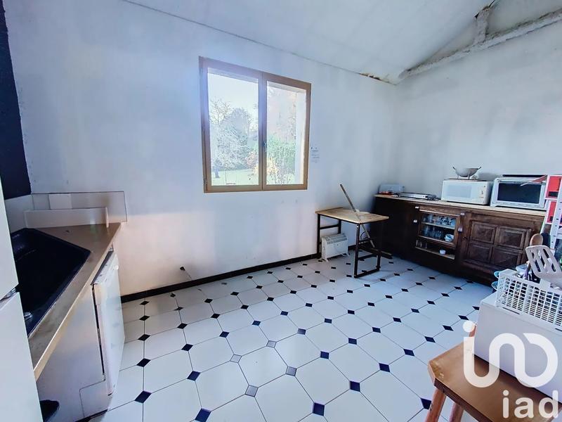 Maison - 300 m² - 4 pièces