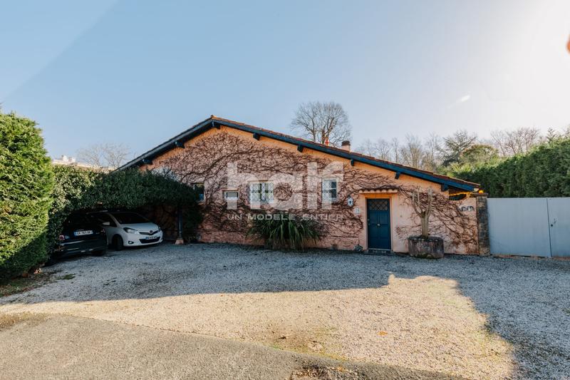 Maison - 170 m² - 6 pièces