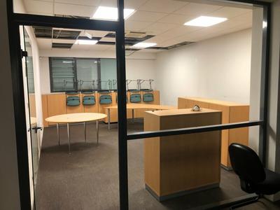 Bureau - 636 m²