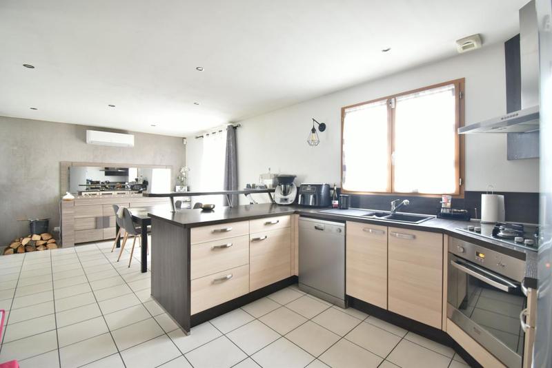 Villa - 92 m² - 4 pièces