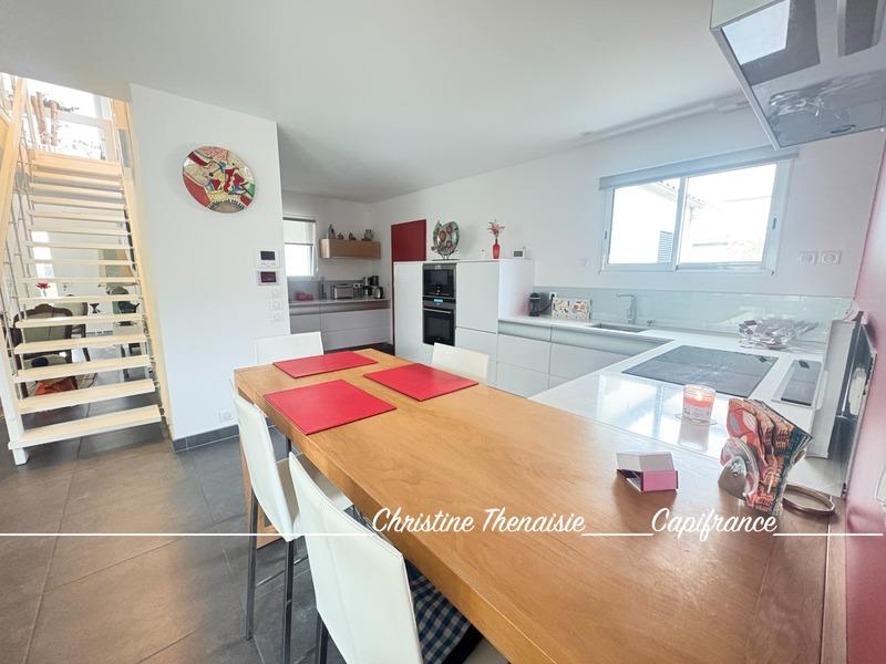 Maison - 187 m² - 6 pièces