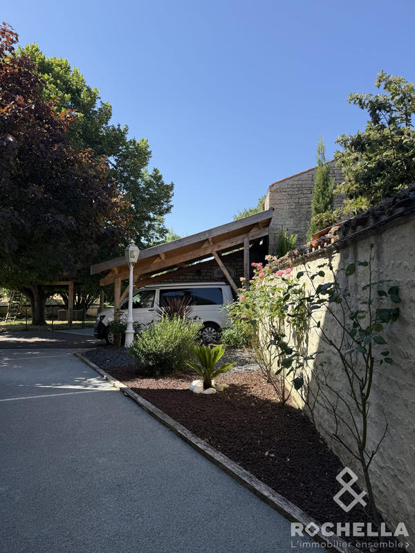 Maison ancienne - 210 m² - 9 pièces