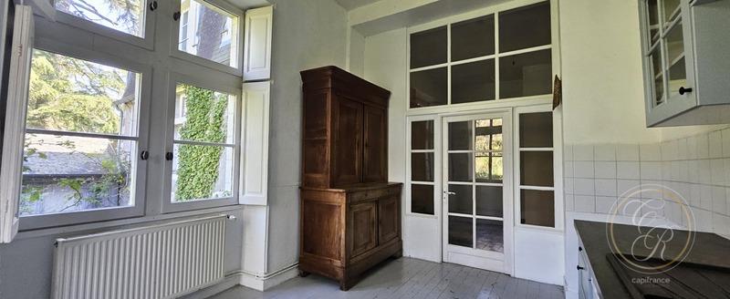 Château - 538 m² - 14 pièces