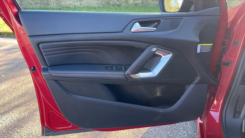 Peugeot 308 1.2 PureTech 130 Gt Line - 5 places