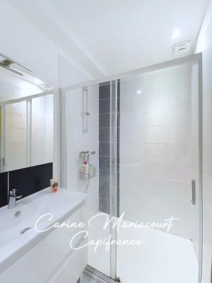 Immeuble - 221 m² - 13 pièces