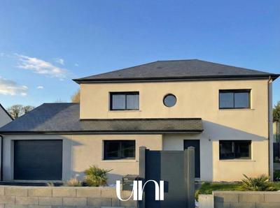 Maison - 137 m² - 5 pièces