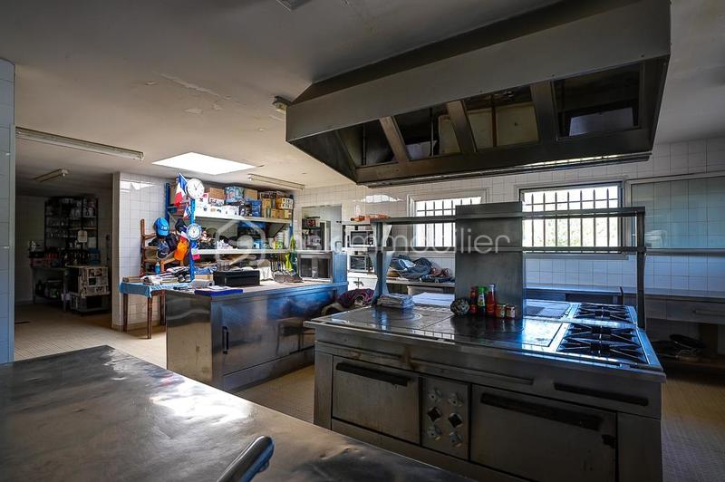 Appartement - 600 m² - 10 pièces