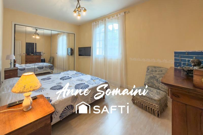 Maison - 214 m² - 7 pièces