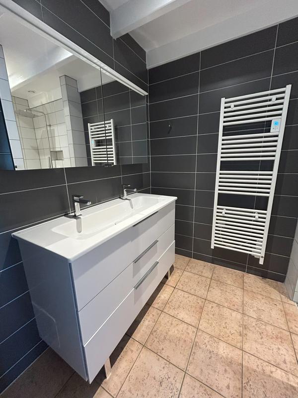 Maison - 191 m² - 16 pièces