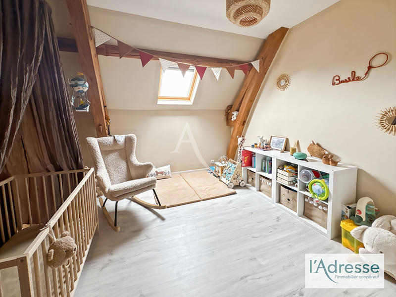 Maison - 230 m² - 7 pièces