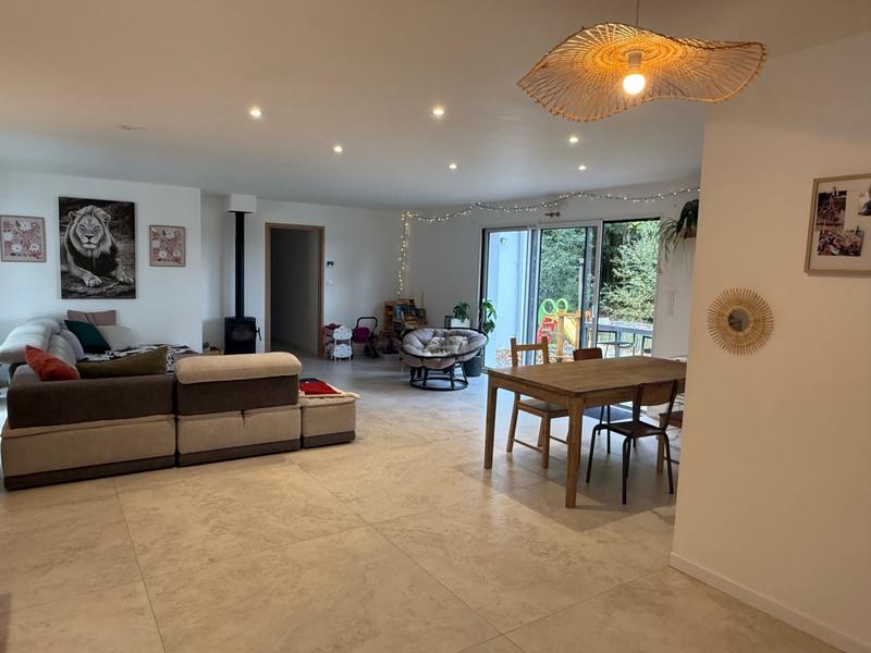 Maison - 136 m² - 7 pièces