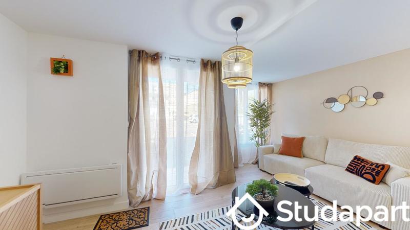 Chambre - 12 m² - 1 pièce