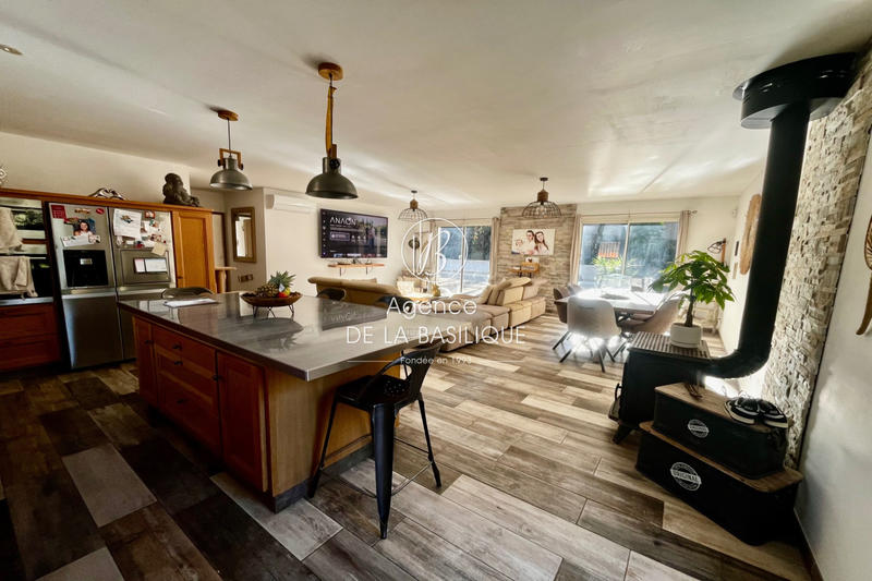 Maison - 147 m² - 5 pièces