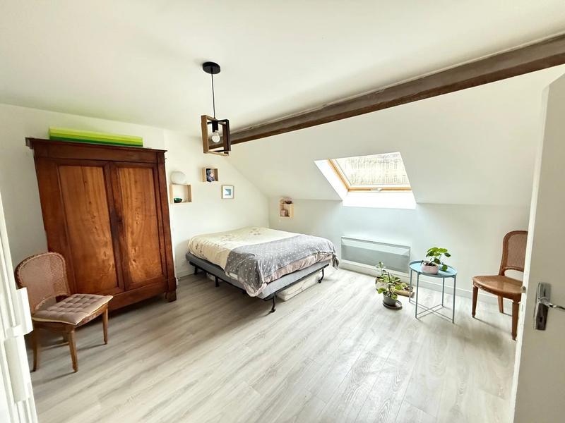 Maison - 180 m² - 6 pièces