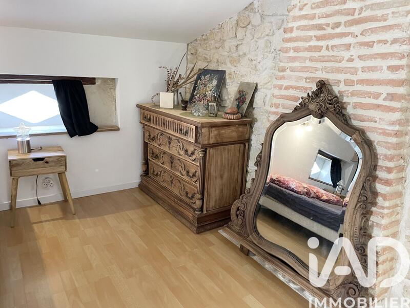 Maison de village - 229 m² - 7 pièces