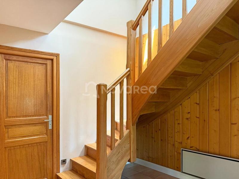 Maison - 166 m² - 6 pièces