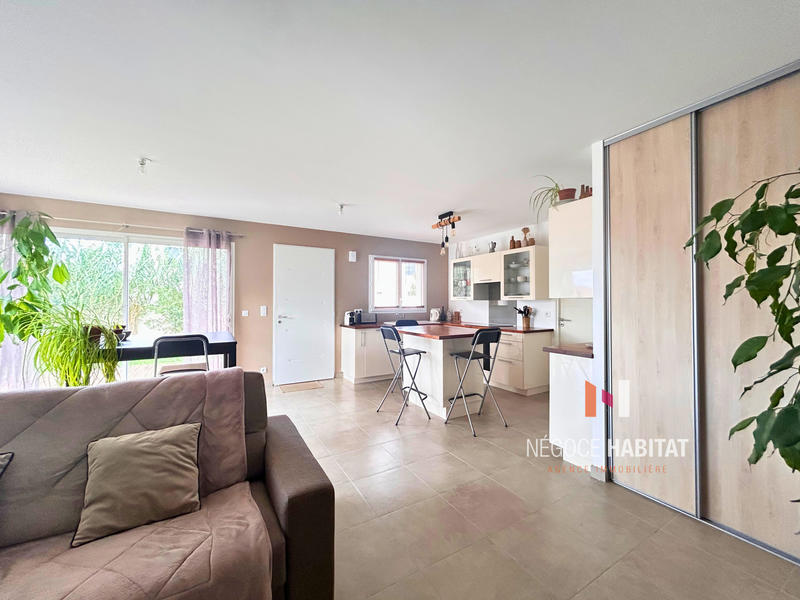 Villa - 100 m² - 5 pièces