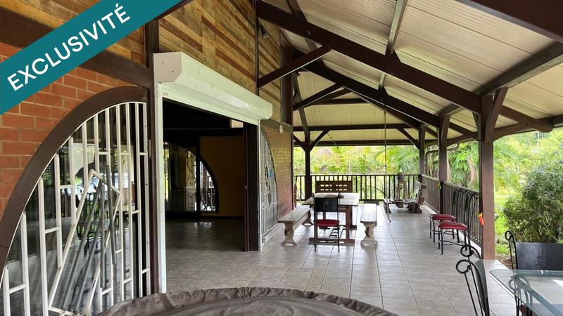 Maison - 273 m² - 6 pièces