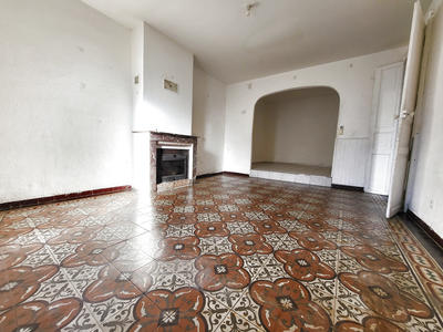 Maison - 200 m² - 7 pièces