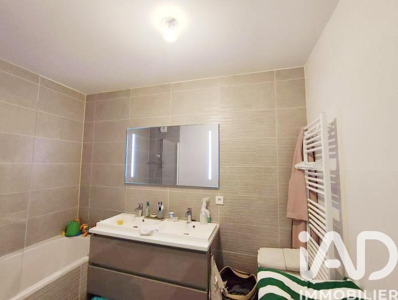 Appartement - 95 m² - 4 pièces