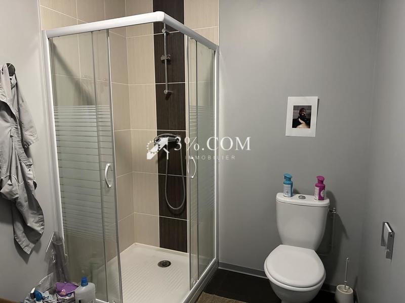 Local d'activité / Entrepôt - 105 m²