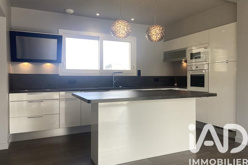 Maison - 130 m² - 5 pièces