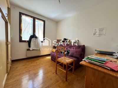 Maison - 137 m² - 5 pièces