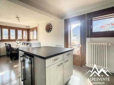 Appartement - 75 m² - 3 pièces