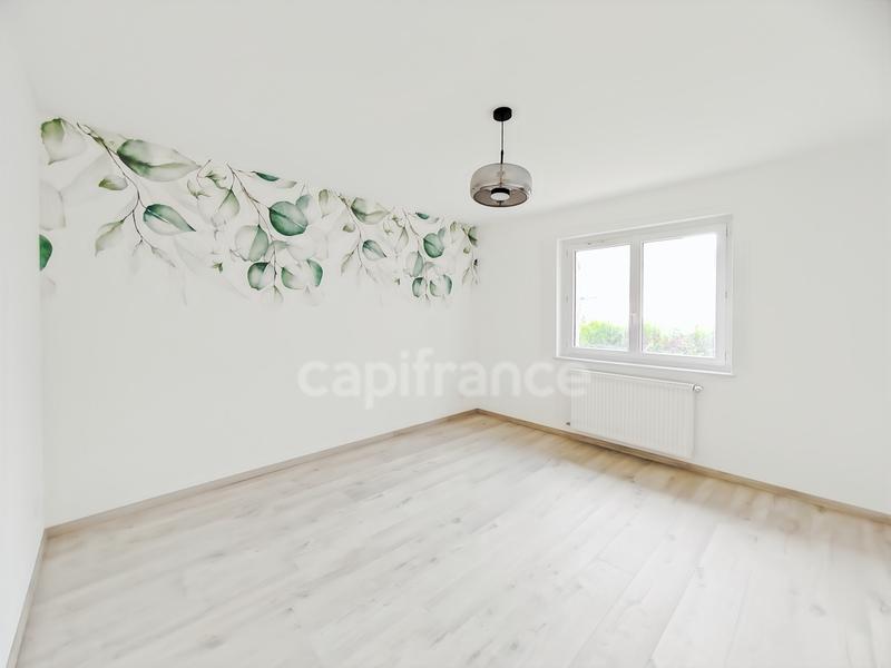 Maison - 230 m² - 9 pièces