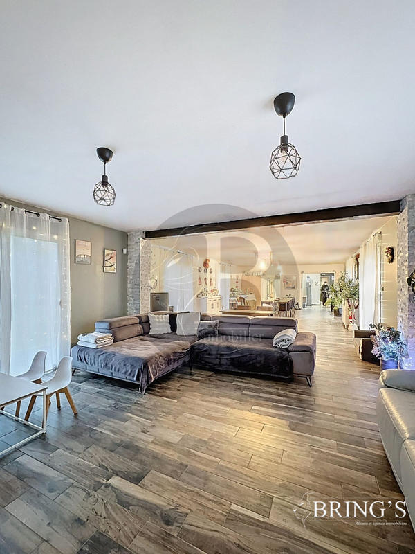 Maison ancienne - 274 m² - 10 pièces