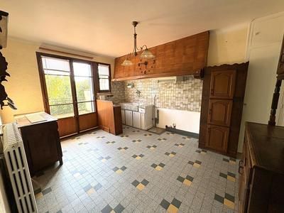 Maison - 104 m² - 5 pièces