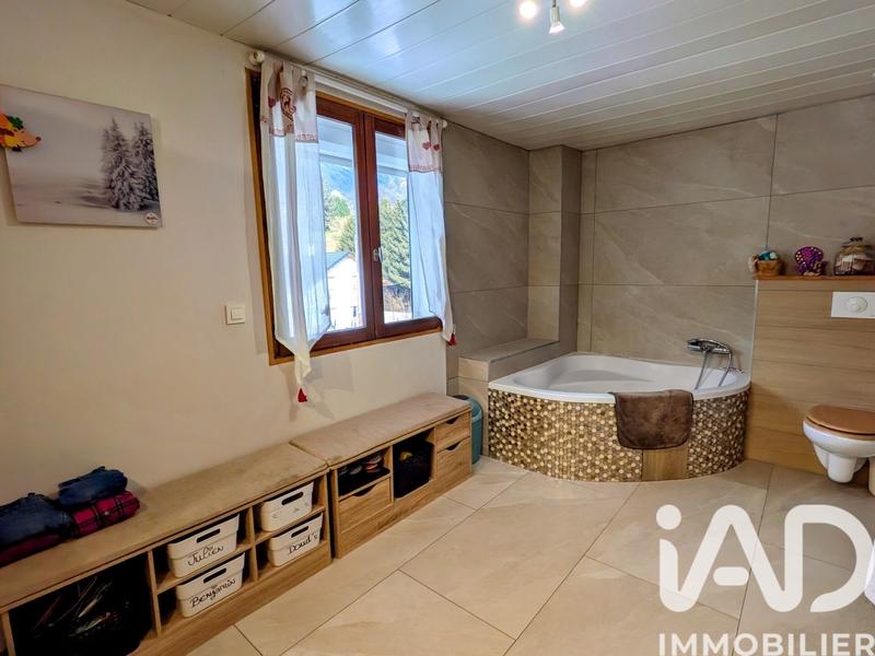 Maison - 141 m² - 4 pièces