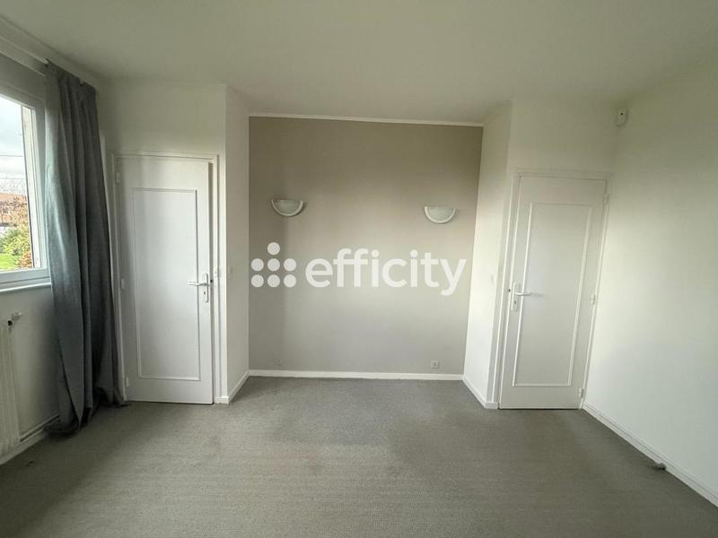 Maison - 164 m² - 8 pièces