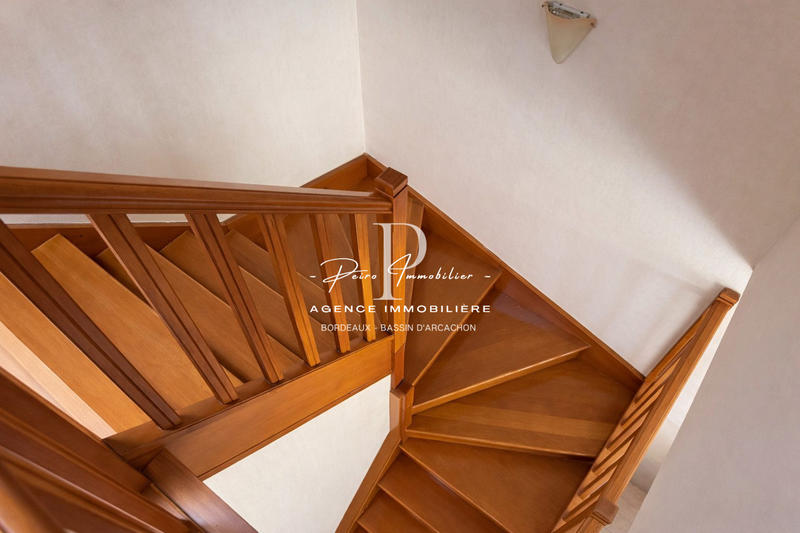 Maison - 145 m² - 5 pièces