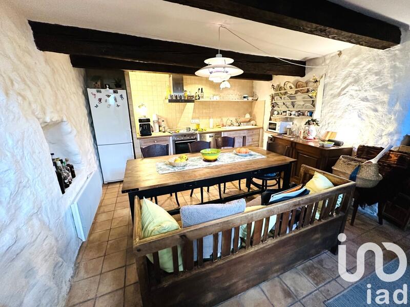 Maison de village - 80 m² - 3 pièces