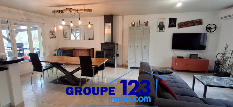 Maison - 137 m² - 6 pièces