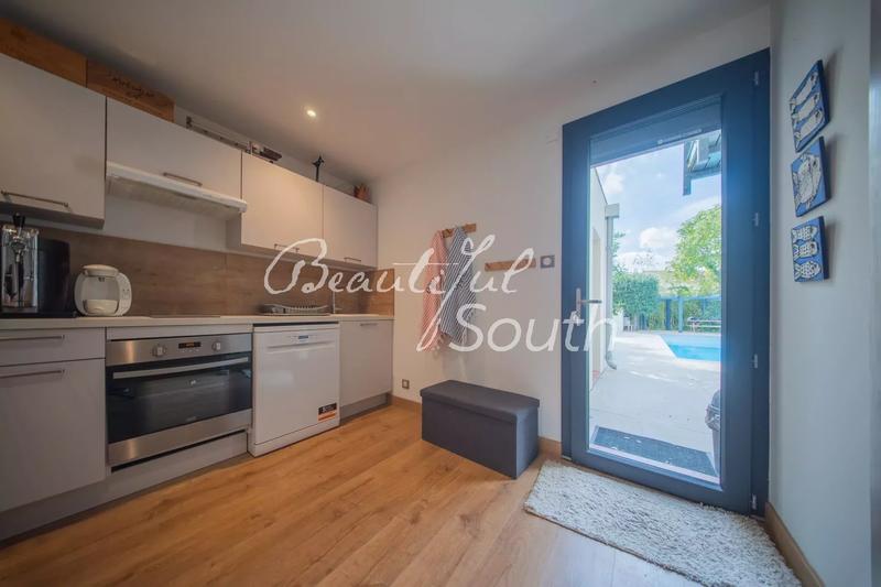 Villa - 302 m² - 10 pièces