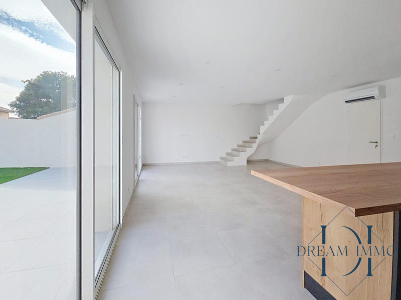 Villa - 90 m² - 4 pièces