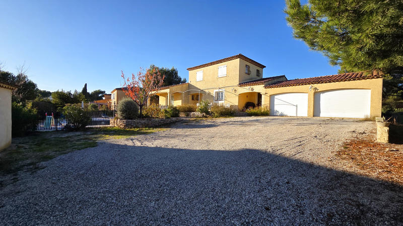 Maison - 135 m² - 5 pièces