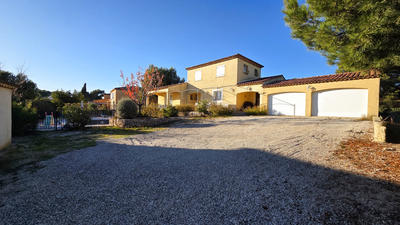 Maison - 135 m² - 5 pièces