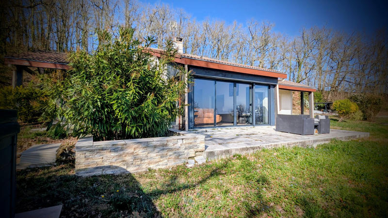 Maison - 142 m² - 5 pièces