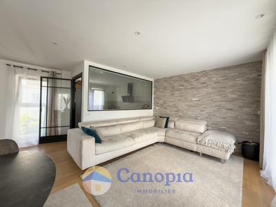 Duplex - 92 m² - 4 pièces