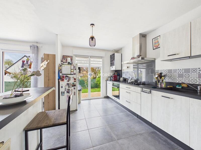 Maison - 90 m² - 4 pièces