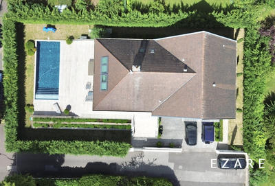 Maison - 361 m² - 12 pièces