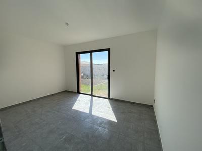 Maison - 163 m² - 6 pièces